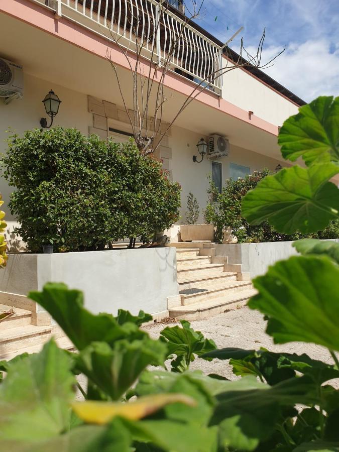 Villa Francesca Licata Exterior photo